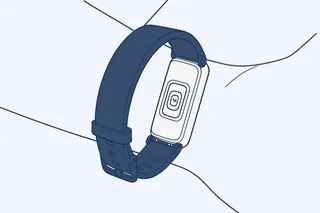 QALO's first fitness band skips a screen and a subscription